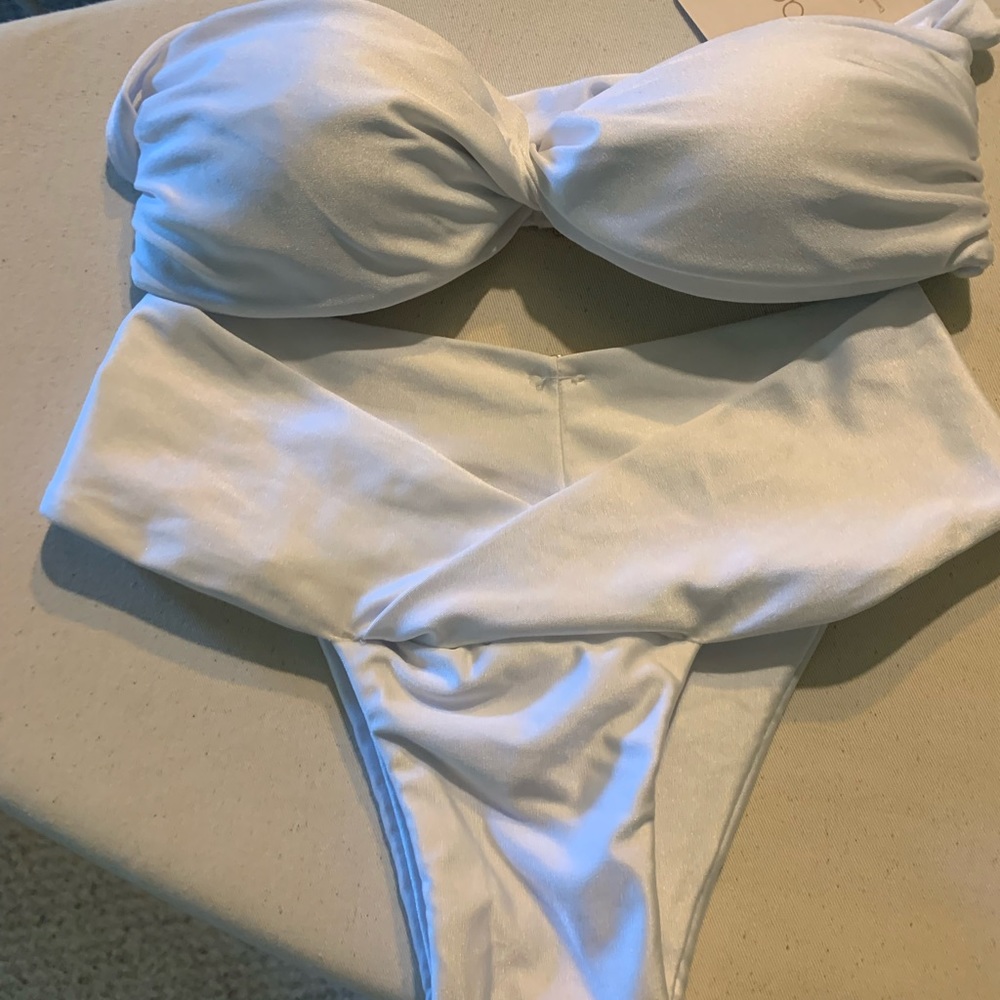 NWT Gal Floripa wave bikini in Milky Way